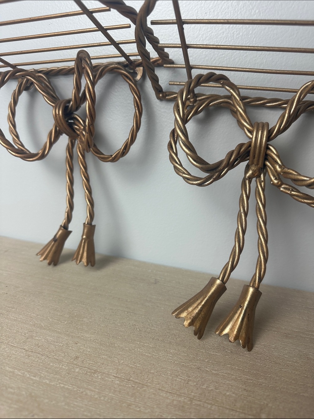 Homco MCM Gold Rope Bow Wall Display Shelves - Pair - Picture 3 of 6